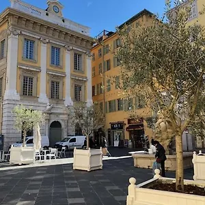 Apartment 4 Rue Guigonis, Nice